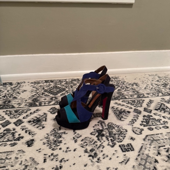 High heels - Picture 6 of 7